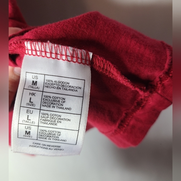 Walt Disney world embroidered t shirt- Unisex- Size medium- Disney parks - Picture 4 of 4